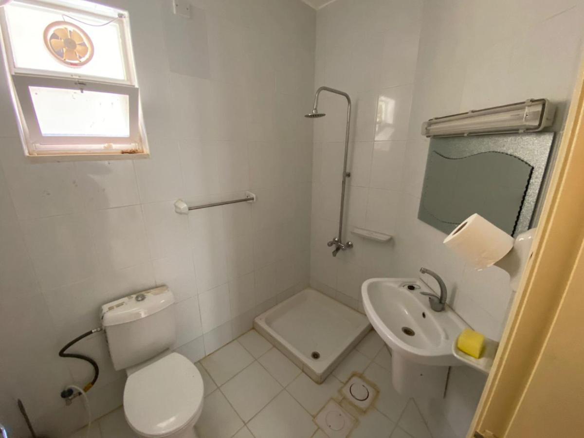 Afra Hot Springs Chalets At-Tafilah Esterno foto